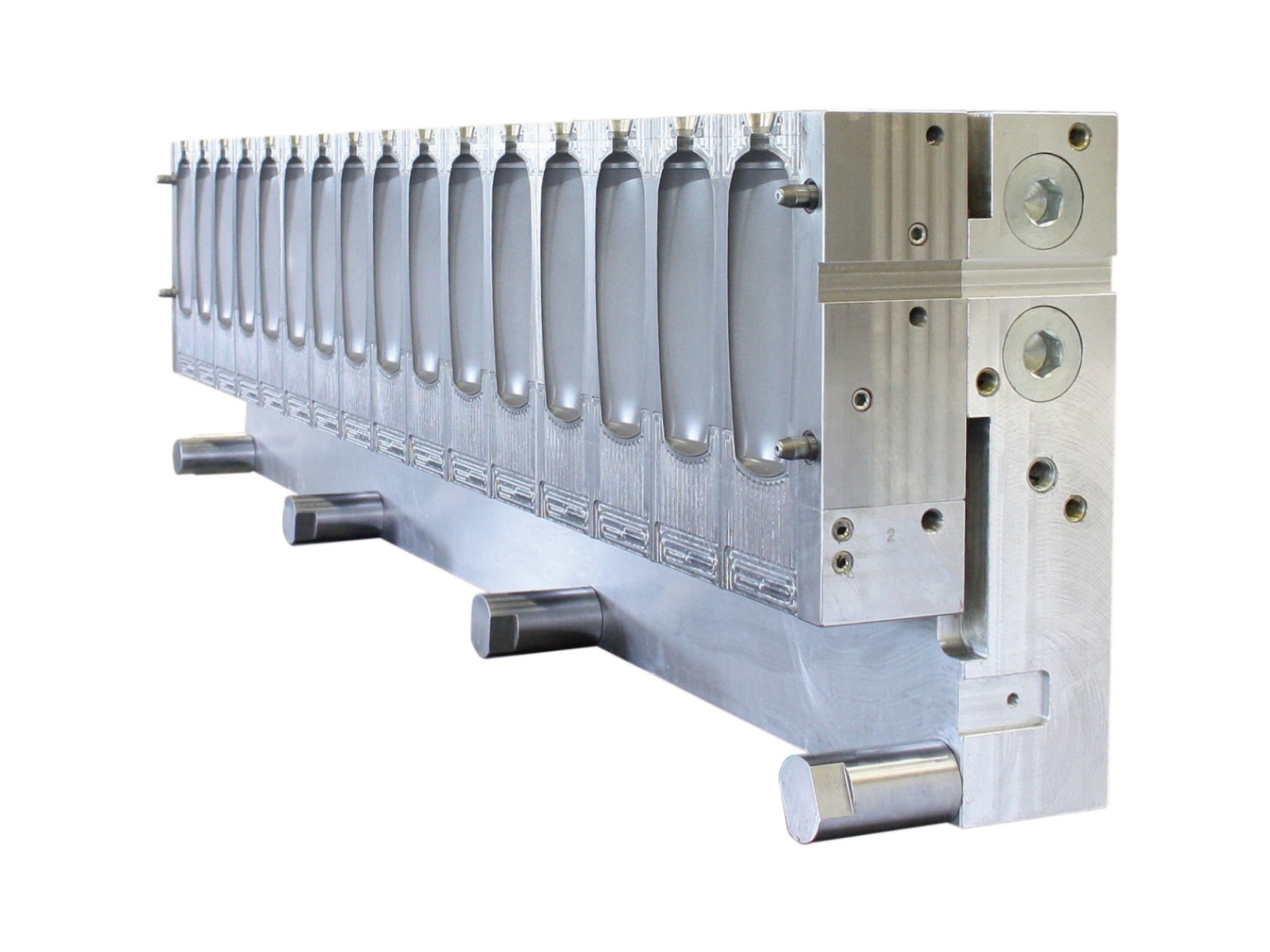 Choosing the Right Tooling Material in 2026: A Strategic Decision